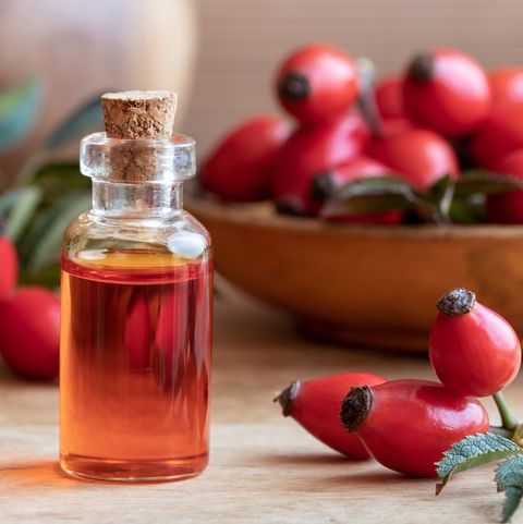 ROSEHIP ESSENTIAL OIL (15ml) روغن گُلاب پھل