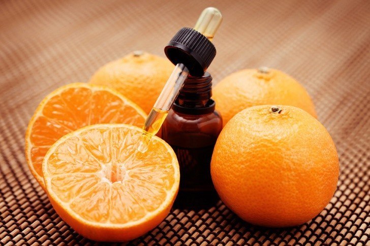 ORANGE ESSENTIAL OIL (15ml) اورنج آئل